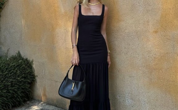 想在夏天辣得高竿,务必试试好多时尚女生都在穿的“Skim 风洋装”