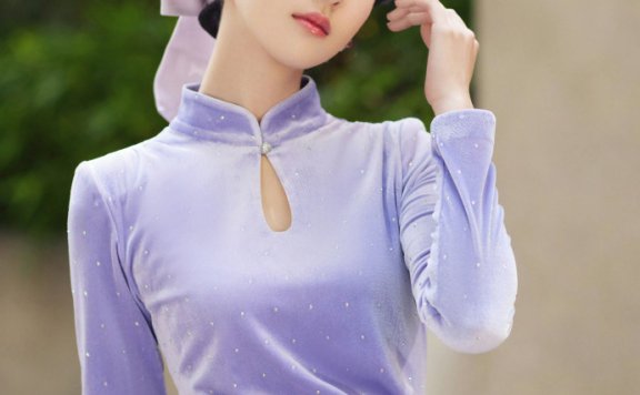 陈都灵紫色裙装时尚穿搭秀