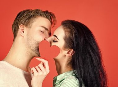 睁眼接吻和闭眼接吻,你喜欢哪种