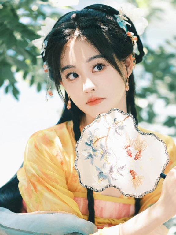 祝绪丹莲花造型~?,仙气飘飘