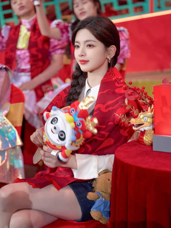 春节和杨超越一起接受福气