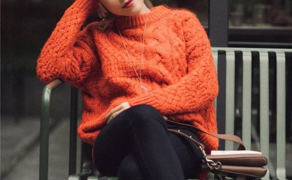 穿对颜色年轻5岁!暖肤色人群显气色搭配方案在这里