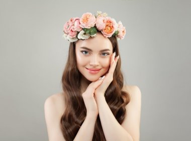 女生私处的小花瓣不对称是正常的吗