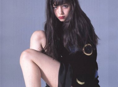 十大模特转型为演员的日本女星!魔鬼身材性感火辣