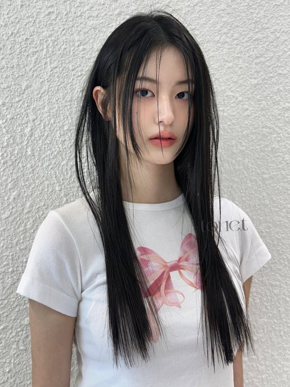 精灵系穿搭进阶:长Pixie Cut才是隐藏的造型钥匙!