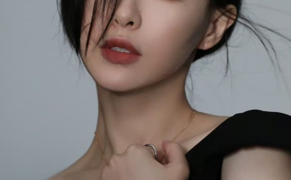 唐嫣T锦绣八月刊时尚封面