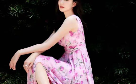 乔欣这个“人间富贵花”的魅力快藏不住了