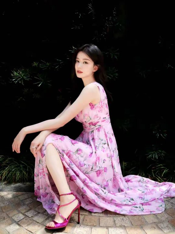 乔欣这个“人间富贵花”的魅力快藏不住了