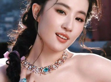 撞脸刘亦菲网红刘一菲走红!她称喜欢梓渝田栩宁CP