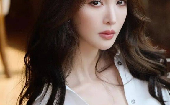 金晨越来越美了!雪肤玉貌造型百变身材曼妙性感撩人