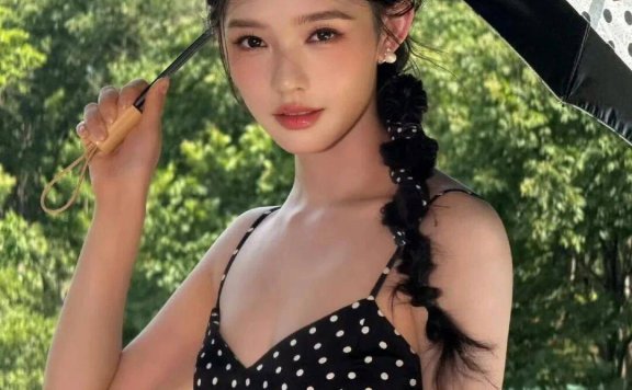 林允最新的美图照片,真的有被她美到啊!