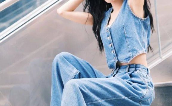 张予曦牛仔酷飒风暴来袭，飒与美交织的视觉狂欢，谁能顶得住！