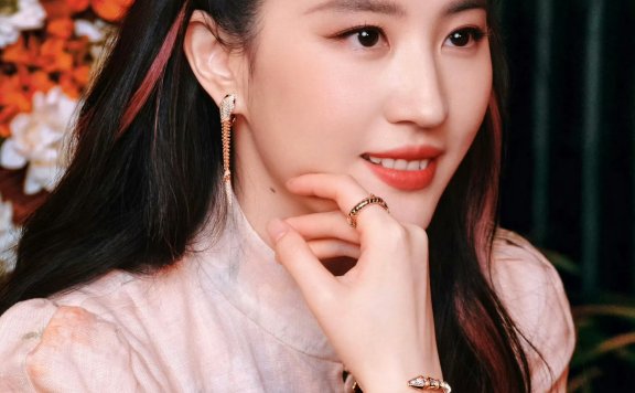 VOGUE+给面子GIVING FACE时尚造型