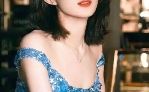 赵丽颖靓丽写真美爆了!雪肤玉貌身材曼妙性感撩人