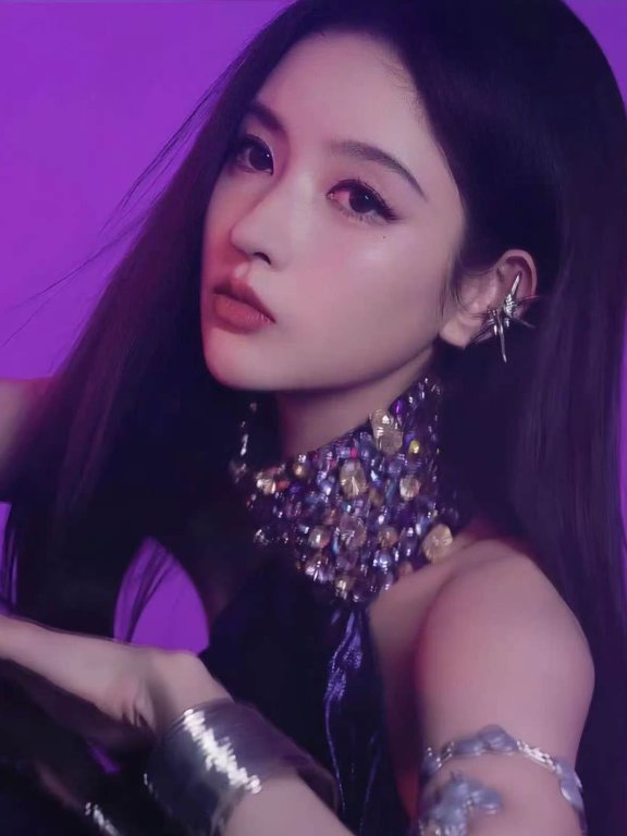 王玉雯四天四种风格，造型随意切