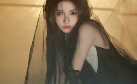 黑纱氛围感穿搭！鞠婧祎演绎神秘清冷美学