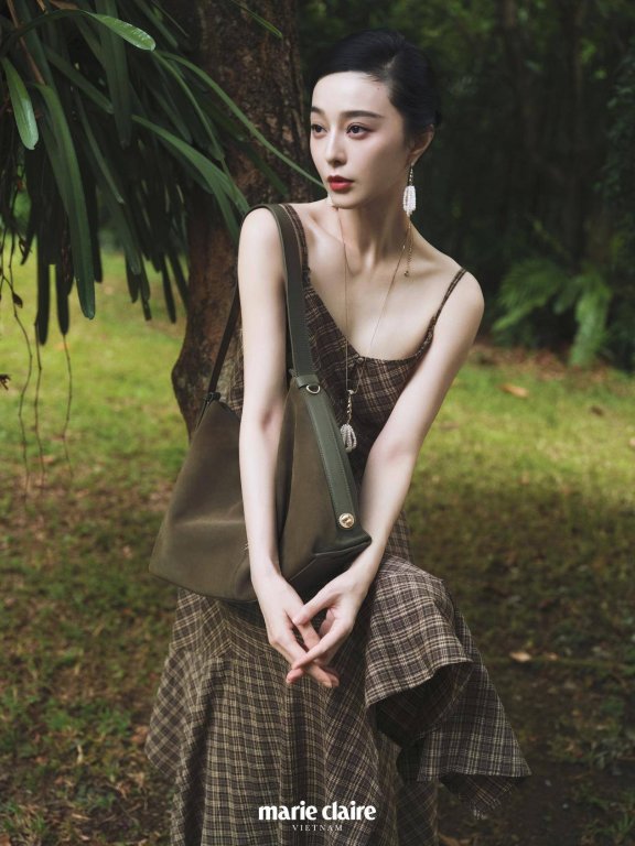 半坡BAMPO携手范冰冰,演绎丛林间的诗意时尚
